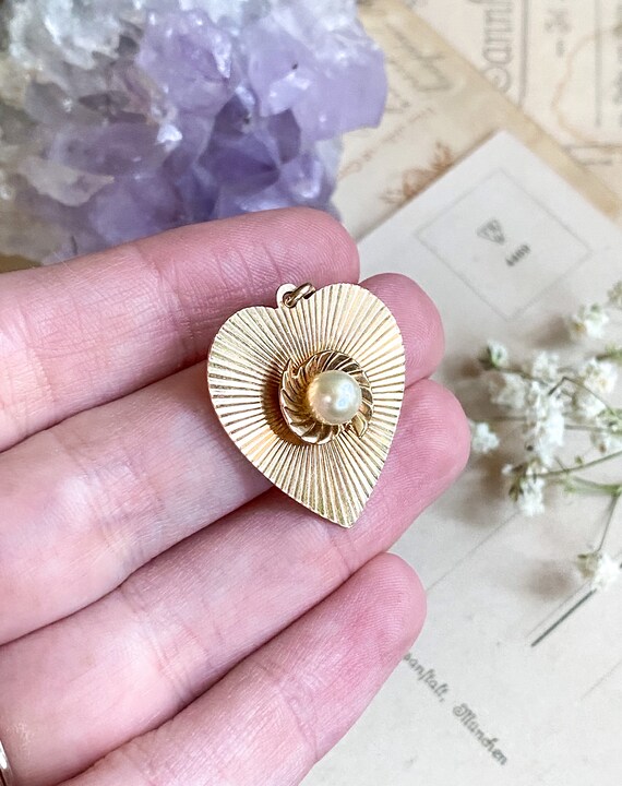 Vintage Gold heart pendant, 14k Solid Gold Heart … - image 8