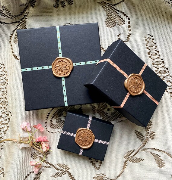 Antique Mourning Ring 14K Solid Gold Victorian RI… - image 9