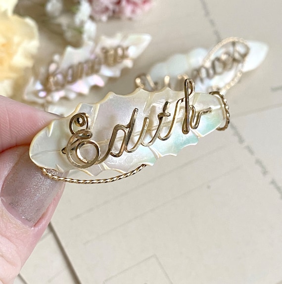 VINTAGE name brooch, souvenir monogram brooth with ca… Gem