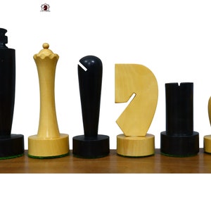 Unique Minimalist Berliner 19th Century series Chess Pieces - Ebonized &  Natural boxwood-2 Extra Queens- King 3.8