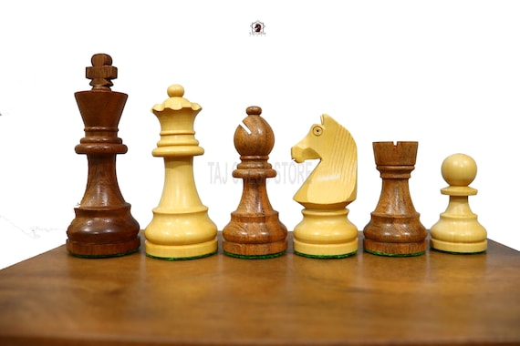 Buy Old Vintage English Staunton Series Chess Pieces in Sheesham Online