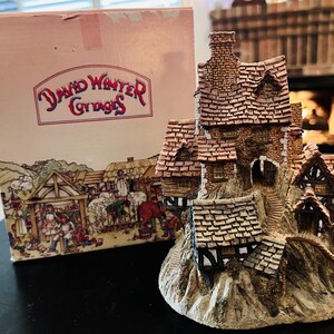 David Winter House on Top - Etsy