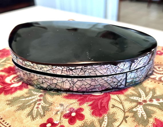 Unique abalone shell hinged and velvet lined trin… - image 1