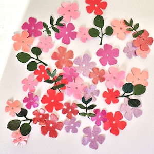 Set di 44 fiori e foglie fustellati per realizzare biglietti, scrapbooking, art journaling, lavoretti per bambini, collage, tecniche miste
