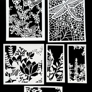 Gestanste texturen | Gestanste bloemendiamanten | Kaarttoppers | Kaarthoeken | Narcissenhoek | Gestanste swirls | Glas-in-loodlijsten