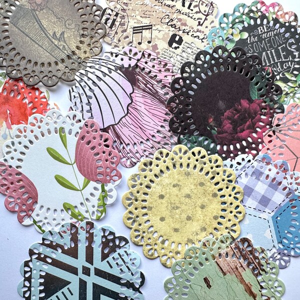 Recycled Doilies | Die cut doilies | Rose doilies| Santoro doilies | Floral doilies | Lacy doilies | Wallpaper doilies|