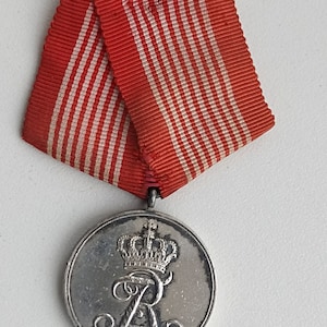 Rare Silver Danish Medal The Home Guard
