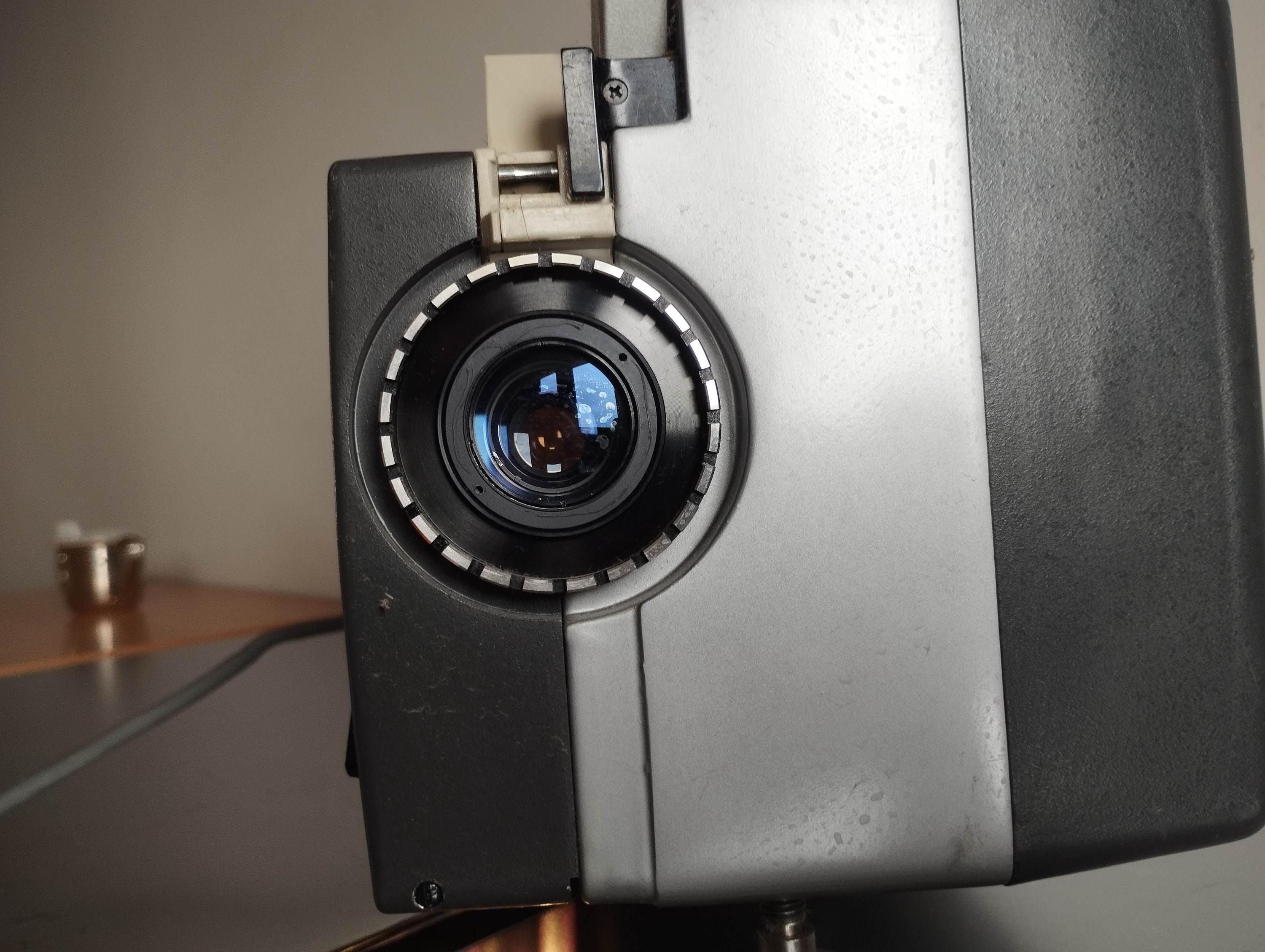 Sankyo Dualux 1000-H 8mm Film Projector | Photo / Film & Video