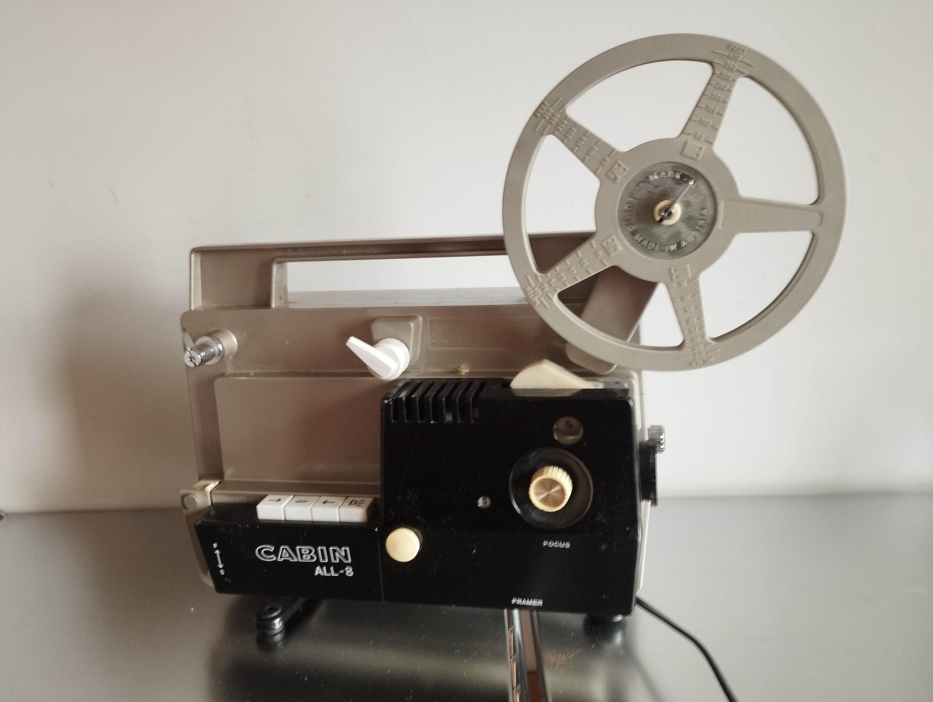 Sankyo Dualux 1000-H 8mm Film Projector | Photo / Film