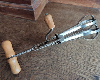 Swedish 1930's Vintage Cream/Egg Beater Hand Held Mechanical Quirl Cake Beater With Wood Handle  Vintage kitchenware