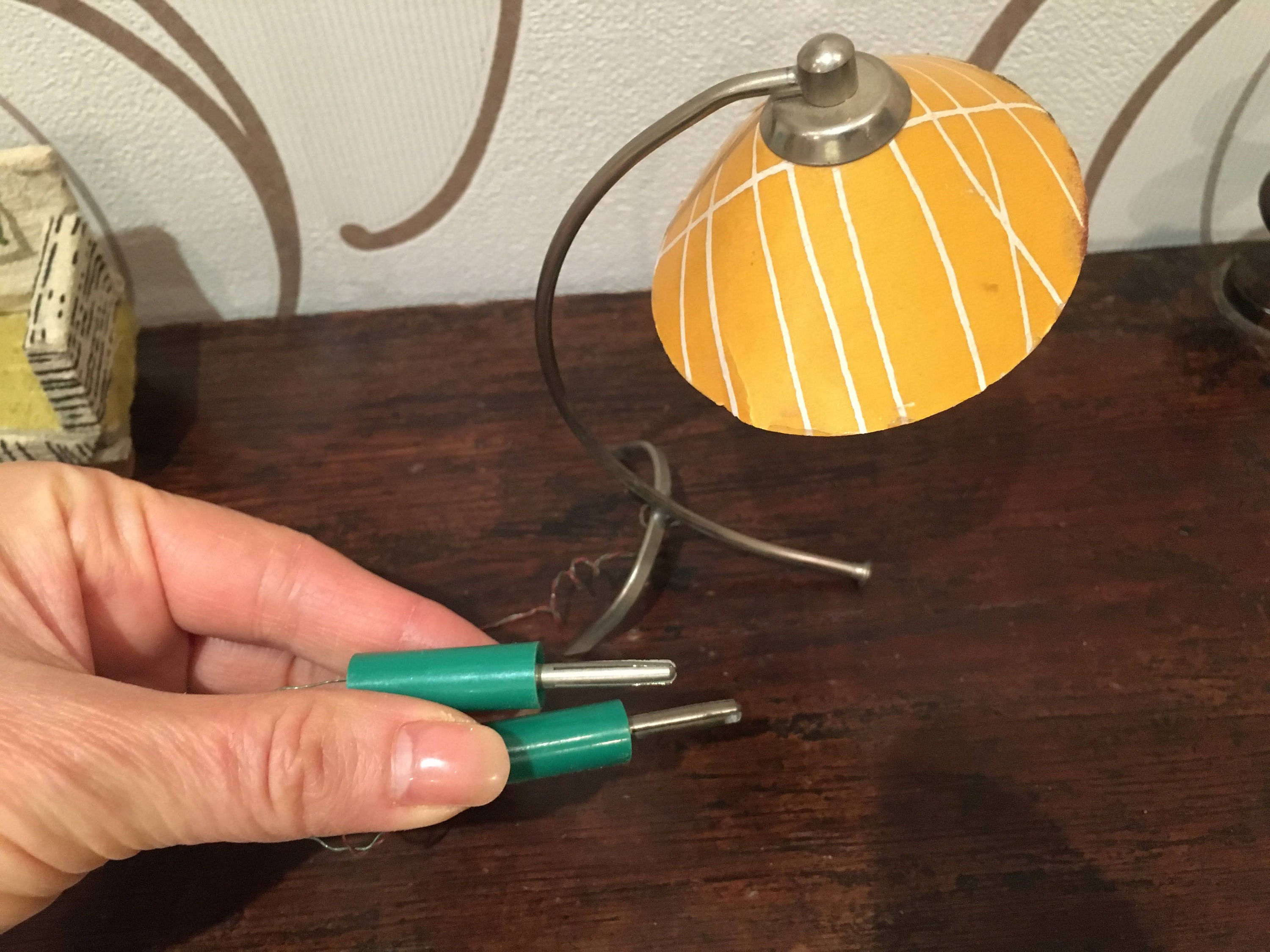 Poppenhuis miniatuur elektrisch licht moderne vloerlamp 1:12 schaal één inch C98 - Nederland Poppenhuis miniatuur elektrisch licht moderne vloerlamp 1:12 schaal één inch C98 - Nederland