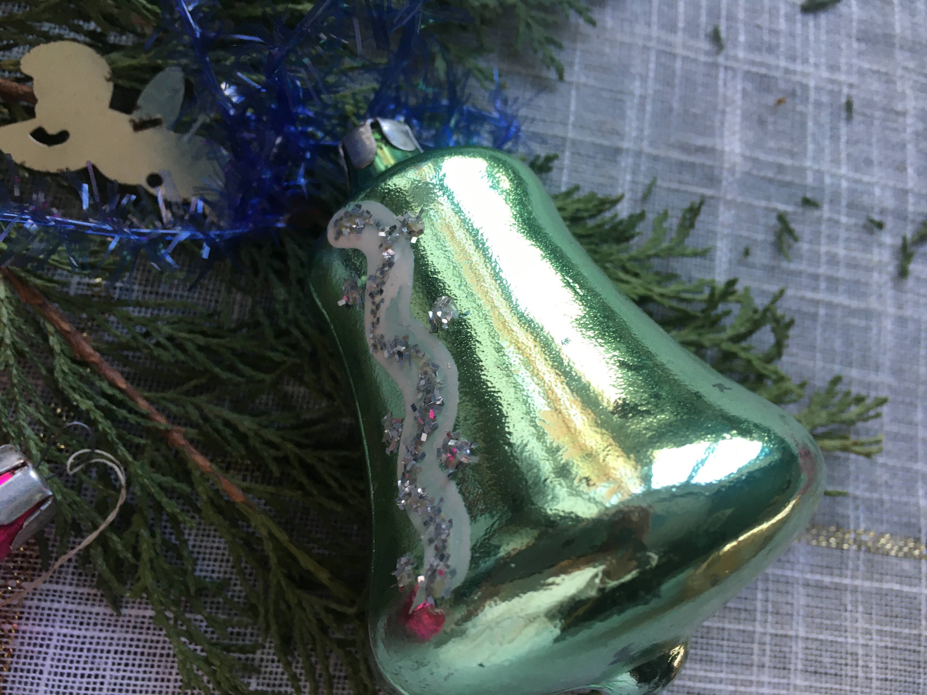 ヴィンテージ クリスマス ガラス オーナメント ソビエト製 ベル 4 個