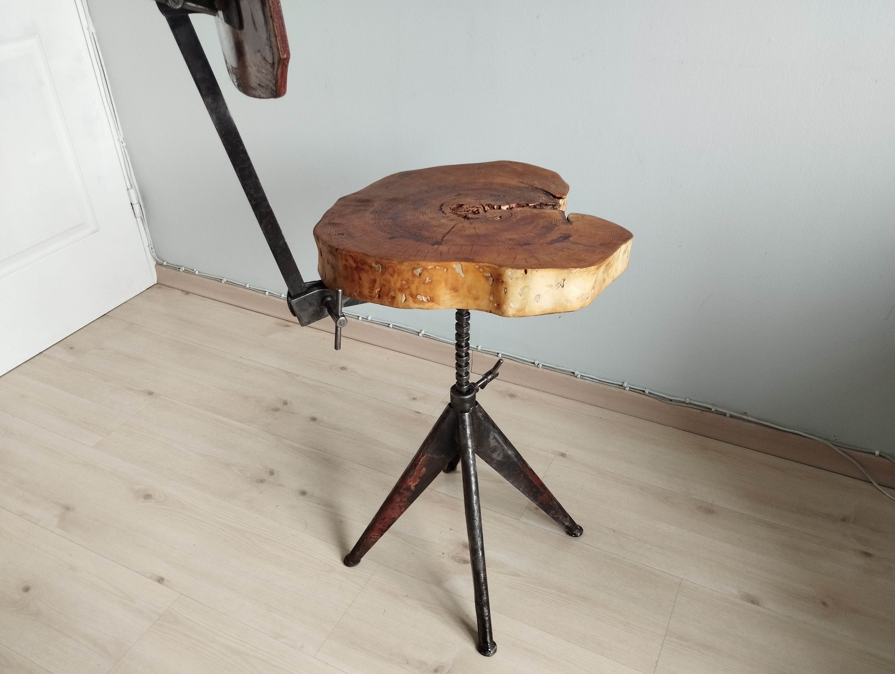 Grand tabouret tripode de peintre atelier vintage ancien