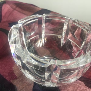 Orrefors, Swedish Art Glass &quot;Thousand Windows&quot; bowl, designed by Simon Gate, 1930s, heavy, great condition.