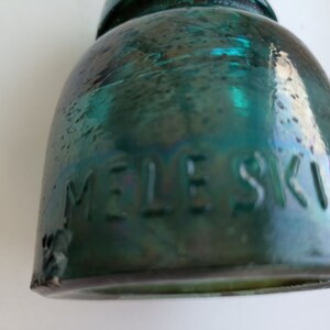 Antik 1920-29 Estnischer grüner Glasisolator mit Handelsmarke Meleski Bild 2