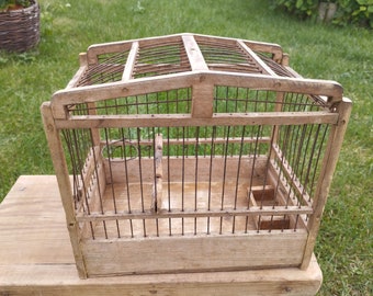 Vintage  primitive handmade Wire Show Carry Bird Cage