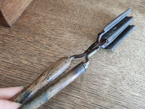 Antique Primitive Hair Crimper Hair Curler Curling Iron Wood Handle Germany Curling Tongs Hair Repair Tools Antique Curling Tools 1920s Etsy Canada