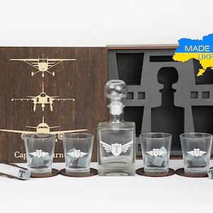 Personalised Pilot Gift, Aviator Gift, Whiskey Decanter Set in Wooden Box, Pilot Retirement Gift, Airline Mechanic Gift, Fighter Pilot Gift
