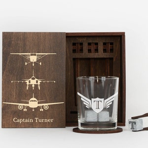 Personalized Pilot Gift, Aviator Gift, Pilot Retirement Gift, Whiskey Glass Set with Wood Box, Airline Mechanic Gift, Fighter Pilot Gift