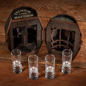 Unique Gift for Him, Personalized Shot Glasses Set in Wooden Barrel, Birthday Gift, Gift for Him, Christmas present