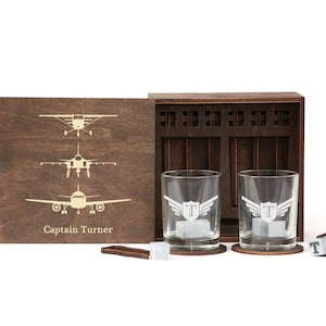 Personalized Pilot Gift, Aviator Gift, Pilot Retirement Gift, Whiskey Glass Set with Wood Box