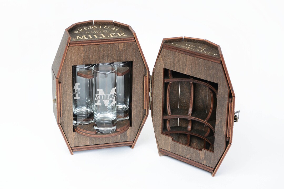Personalized Shot Glasses Set in Wooden Barrel, Birthday Gift, Gift for