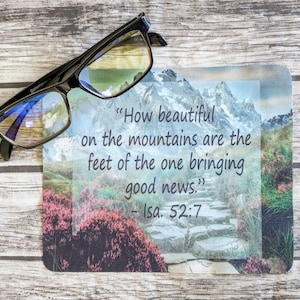 JW Gift - 5-pack Lens Cloth - How beautiful on the mountains are the feet bringing good news - Ministry Gift - 6&quot;X7&quot;