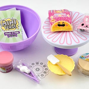 MGA Miniverse Make It Mini Spring 2025 Easter Bunny Cake