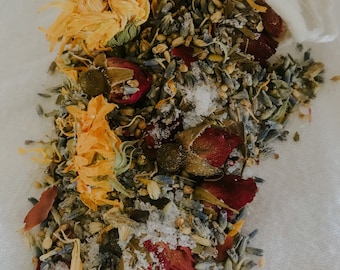 Postpartum Herbal Bath Sachet – Single Soak for Recovery After Birth