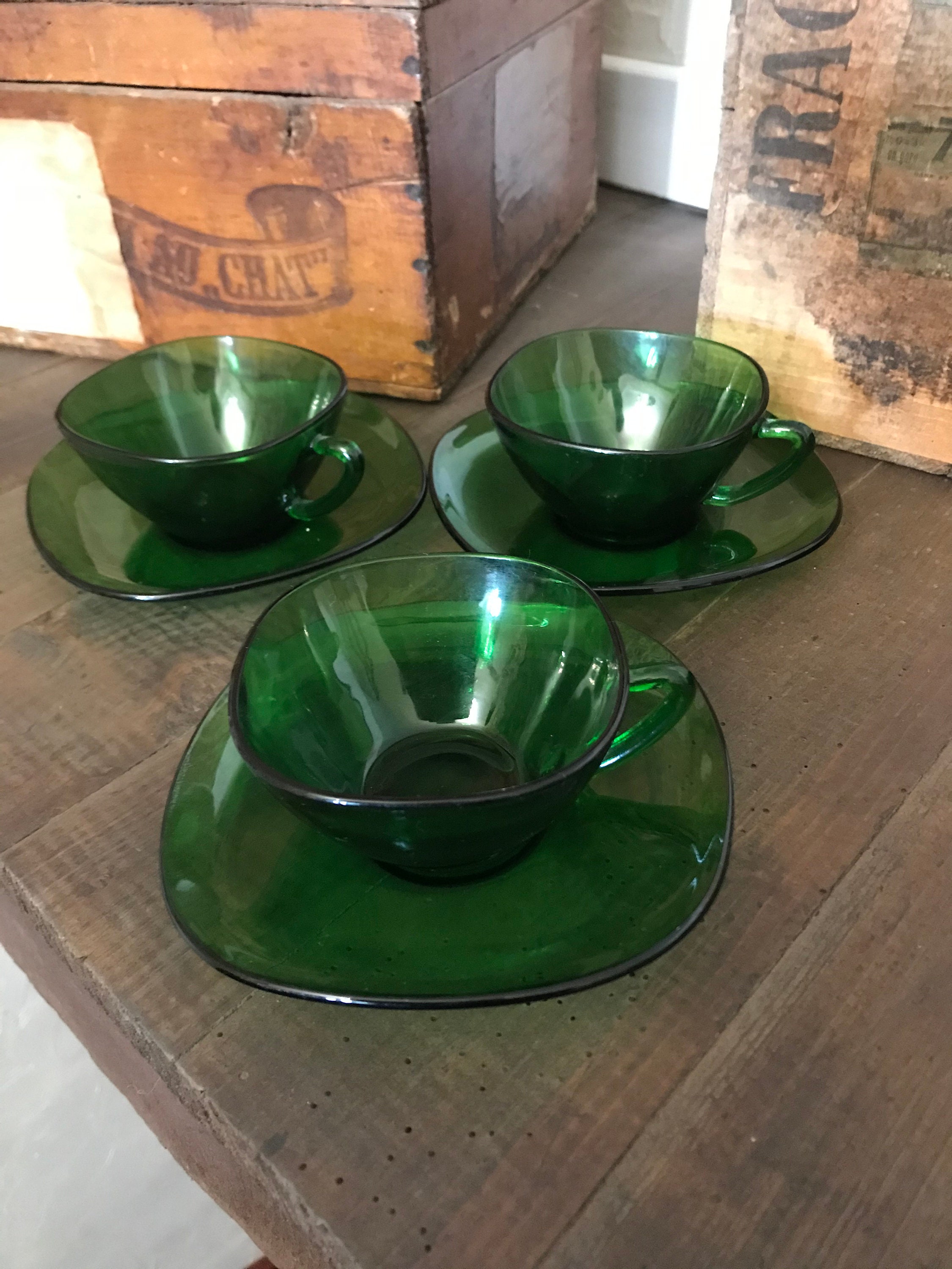 Vintage Vereco Emerald Green Cups & Saucers Set, Tasses à Café, Made in France - 60's Français Usten