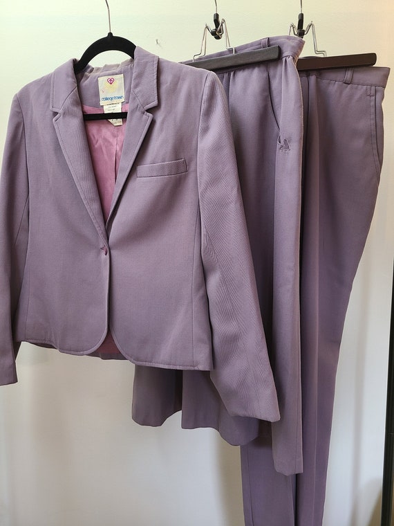 Vintage Womens 3 Piece Suit Set.