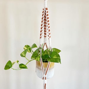 Macrame Plant Hanger | Indoor Plant Holder | Two-Tone Hanger | Plant Accessories | Boho Decor | Housewarming Gift | Criss-Cross Pattern