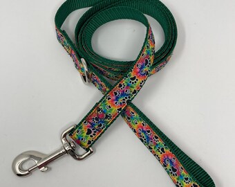 Leash:  6' paw prints on tie dye and dark green nylon pet leash, 1" wide, leash for medium or large dog