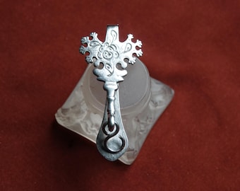 Silver chatelaine clip, antique from C19th France