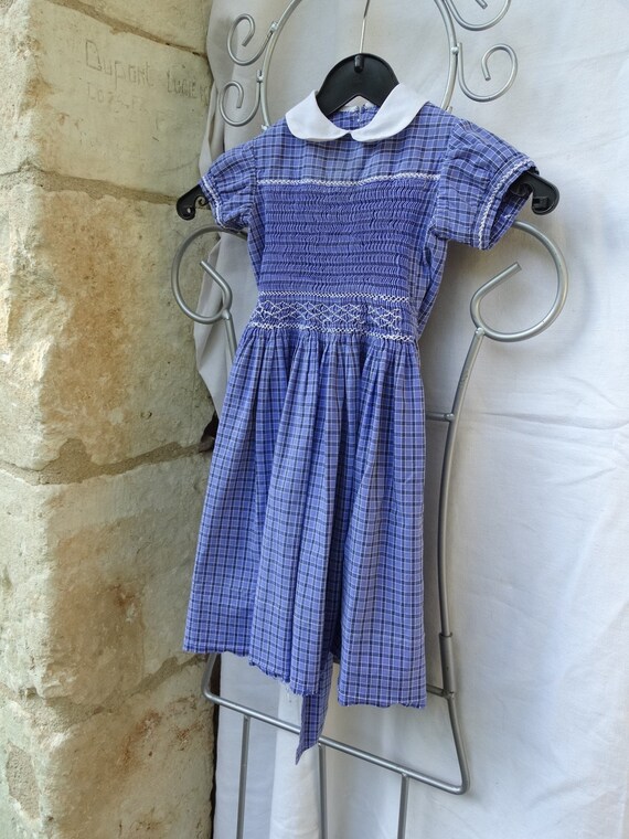 Dolly frock shop