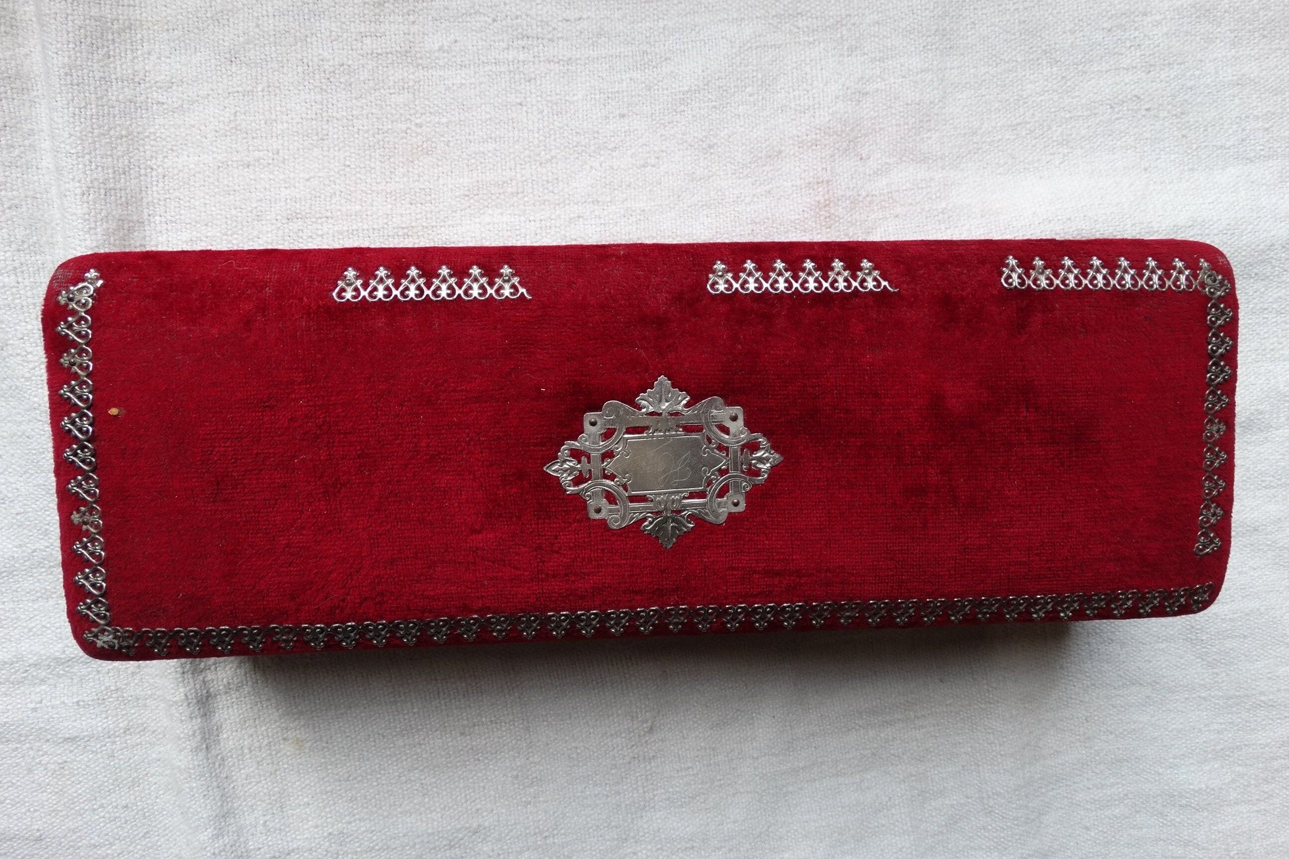 アンティークレッドベルベットグローブボックス/シャビーフレンチ