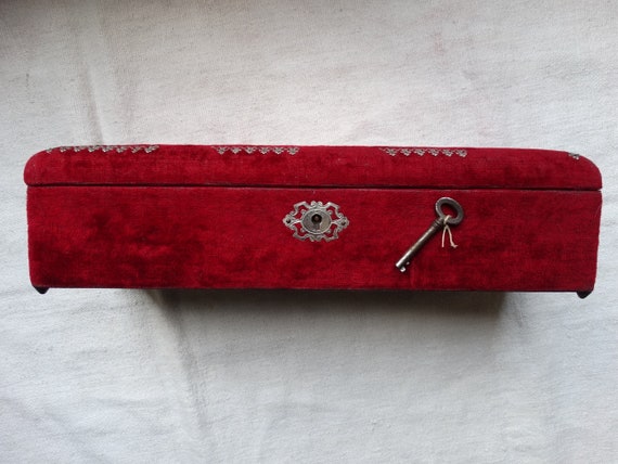 アンティークレッドベルベットグローブボックス/シャビーフレンチ