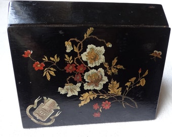 Antique thimble box/Napoleon III papier maché box/Vintage sewing box/Paris souvenir box/Antique papier maché thimble box/Sewing notions box