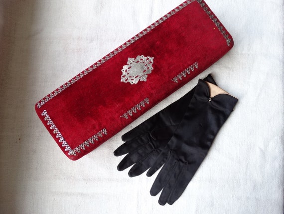 アンティークレッドベルベットグローブボックス/シャビーフレンチ