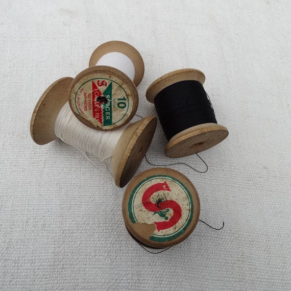 Vintage Cotton Reels/wooden Singer Reels/cotton Spools/vintage Threads/collectible  Sewing Notions/old Wooden Bobbins/singer Cotton Threads 
