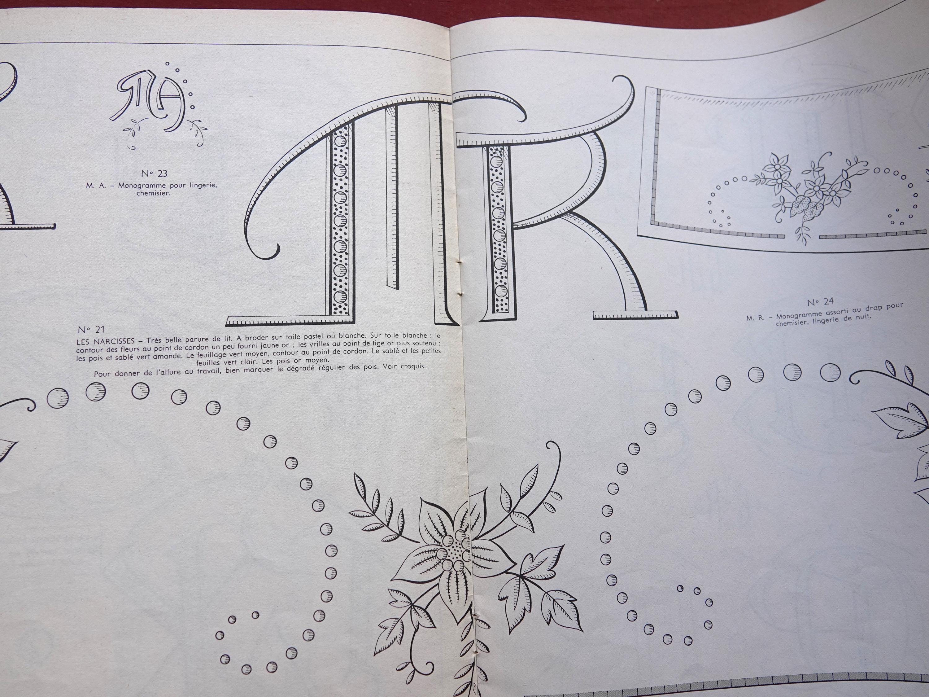2 Anciens Journaux La Broderie Lyonnaise 1961 - Motifs De Broderie Vintage Alphabets