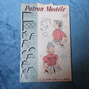Molde vintage de blusa infantil. Molde francês para camisa de manga comprida ou curta. Patron modèle. Le Petit Echo de la Mode.