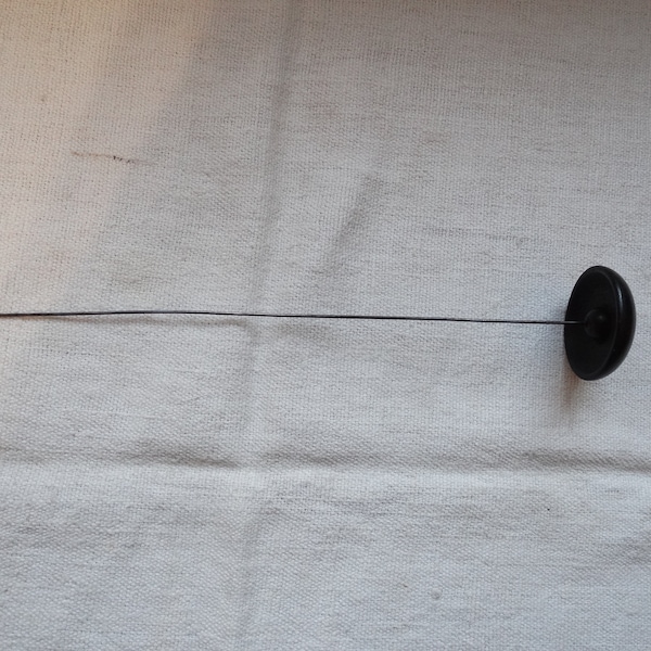 Antique hatpin/Victorian hat pin/Black wooden button hat pin/Epingle à chapeau/Victorian funeral or mourning wear/Stage prop/Costume design/