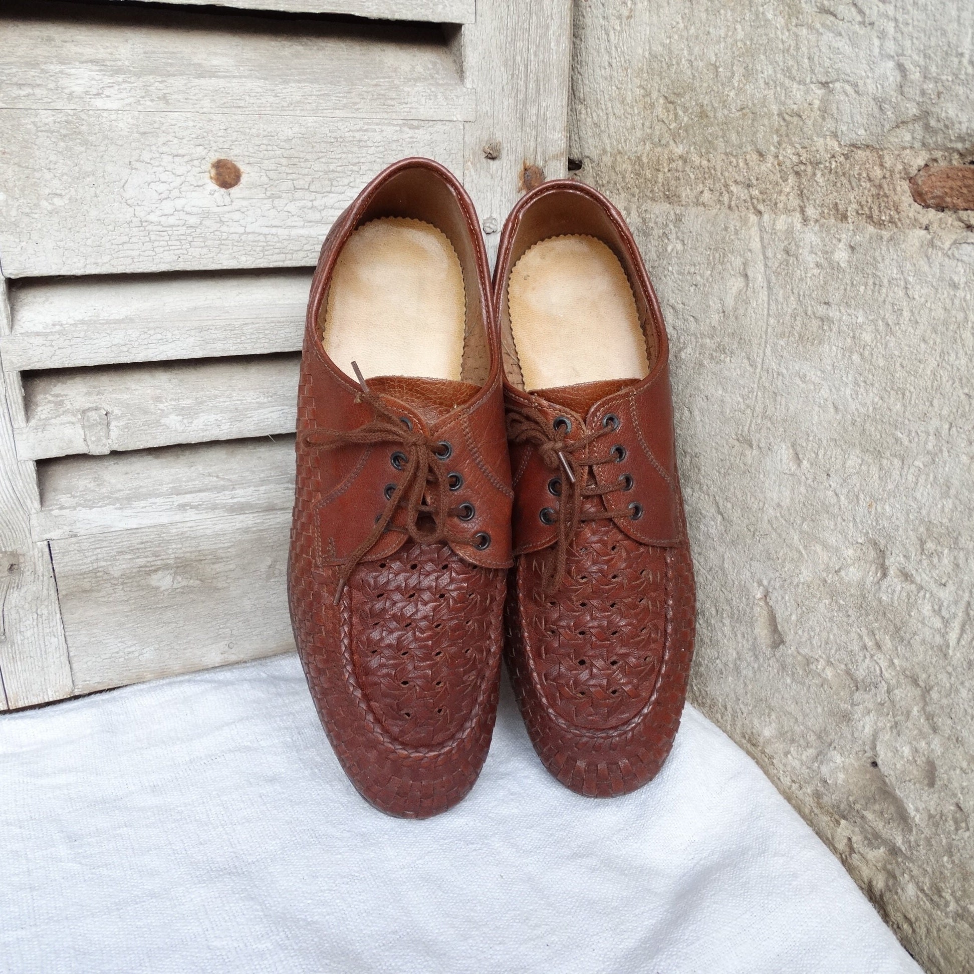 Basket weave slip store on shoes