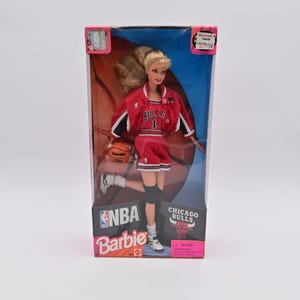 Vintage 1998 Chicago Bulls Basketball Barbie Doll Vintage 1998 Chicago Bulls Basketball Barbie Doll
