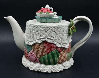 Fitz & Floyd Christmas Quilt And Lace Doily Teapot Vintage 1992