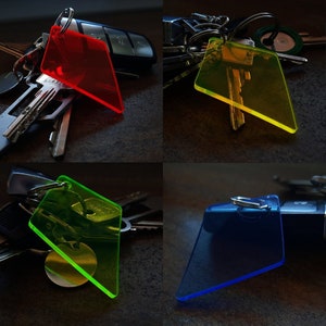 Atrapasol SunForm, los dragones brillantes, llaveros - 4 colores