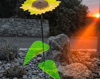 SunForm: Sunflower, luminous suncatcher, handmade garden decoration, large, 1.4 m, rustproof, UV-stable & frost-resistant
