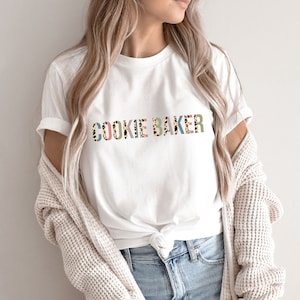 I call Them Emotional Support Carbs You Call Them Cookies Adorable for Christmas or any time! Super Cute & Funny Cookies Tee Shirt