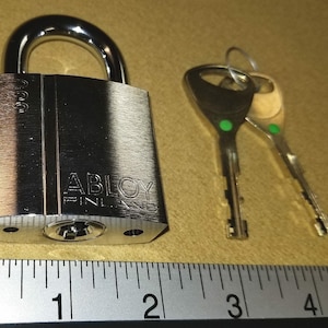 Lucchetto Abloy PL330 modello Pl 330 con 2 chiavi funzionanti - Nuovo
